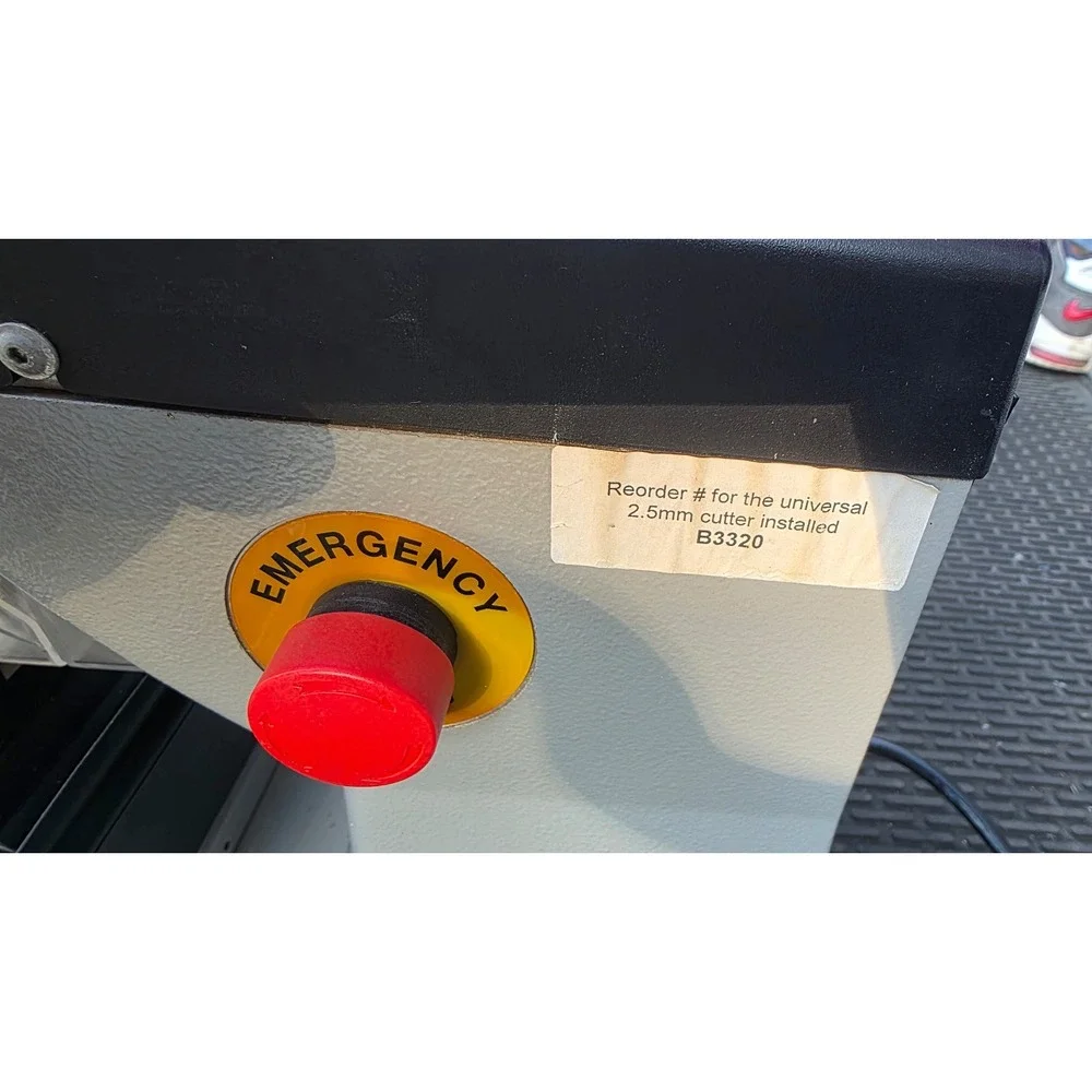 Keyline - 994 Laser Key Cutting Machine For Edge Cut And Automotive Laser 4000$